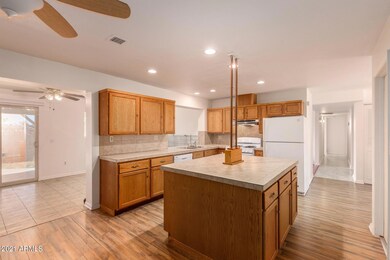 3702 W Purdue Ave, Phoenix, AZ 85051 - photo 5