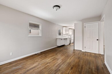 1533 Elmore Ave, Columbus, OH 43224 - photo 5