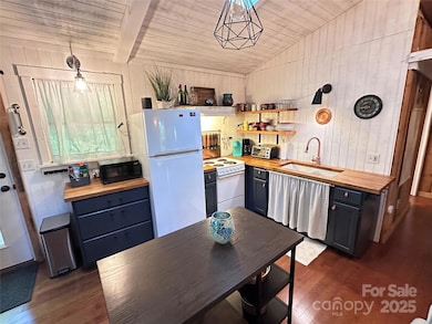 849 Camp Hill Rd, Mill Spring, NC 28756 - photo 3