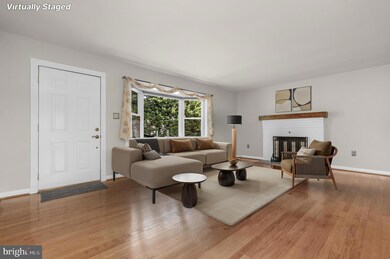 5407 Village Ct, Adamstown, MD 21710 - photo 4