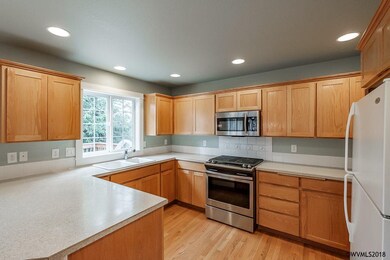 541 La Cresta Dr SE, Salem, OR 97306 - photo 5