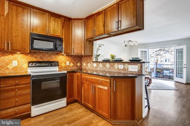 2641 S Walter Reed Dr unit C, Arlington, VA 22206 - photo 4