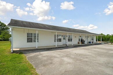 102 Falcon Point, Baxter, TN 38544 - photo 2