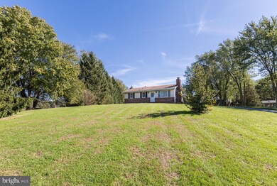 7001 Carmae Rd, Sykesville, MD 21784 - photo 2