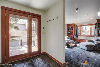 2903 Doris Place, Anchorage, AK 99517 - photo 3