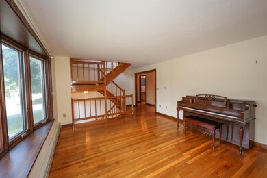 42 Vespa Ln, Nashua, NH 03064 - photo 7