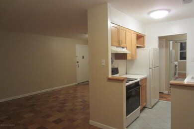 890 Armstrong Ave unit 1-4, Staten Island, NY 10308 - photo 5