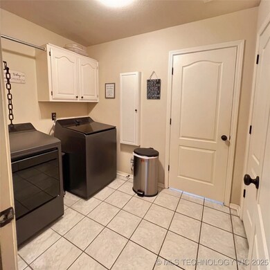 8408 E Norman St, Broken Arrow, OK 74014 - photo 5