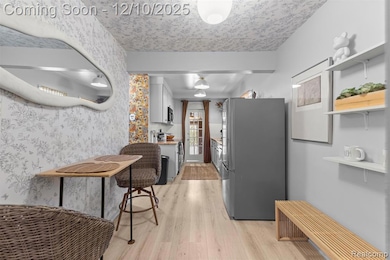 30706 Everett St, Southfield, MI 48076 - photo 6