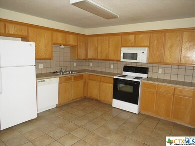 4102 Primrose Dr unit A, Copperas Cove, TX 76522 - photo 5