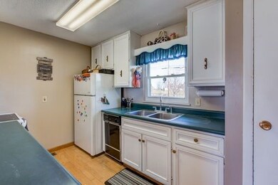 20 N Lakewood Dr, Effingham, IL 62401 - photo 6