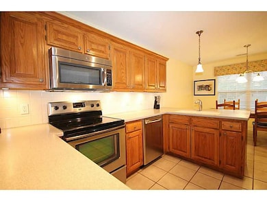 507 SW Duke Ave, Bentonville, AR 72712 - photo 4