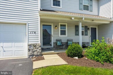 176 N Village Cir U-0102 Cir, Palmyra, PA 17078 - photo 3