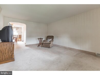 249 Westpark Ln, Clifton Heights, PA 19018 - photo 4