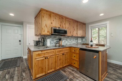 17624 Pinnacle Ln unit 4, Sunriver, OR 97707 - photo 4