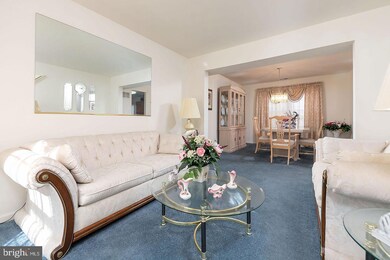 68 Greenbrook Dr, Columbus, NJ 08022 - photo 5