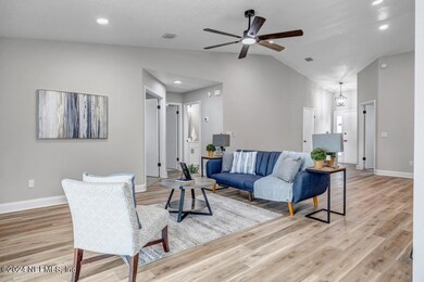 3035 Hampstead Dr-8