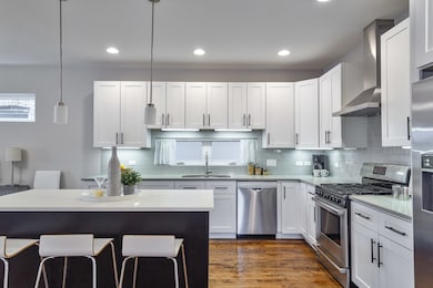 2342 N Hamlin Ave, Chicago, IL 60647 - photo 5