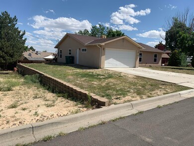 5600 Lee Ln, Farmington, NM 87402 - photo 2