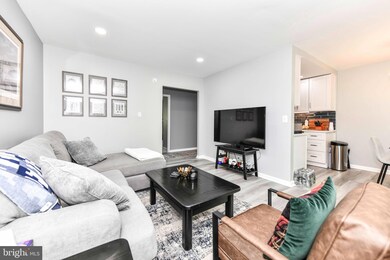 2214 Castle Rock Square unit 22C, Reston, VA 20191 - photo 3