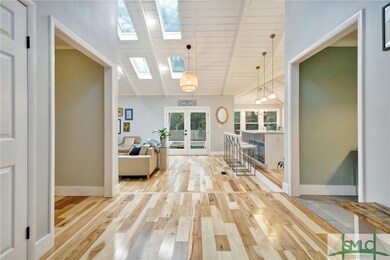 218 Hampshire Rd, Savannah, GA 31410 - photo 5