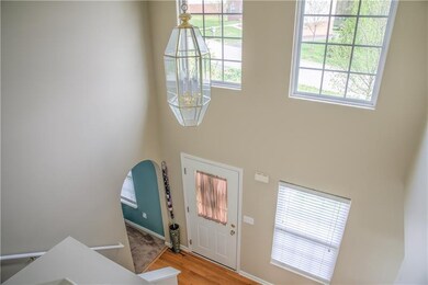 Open 2 story foyer