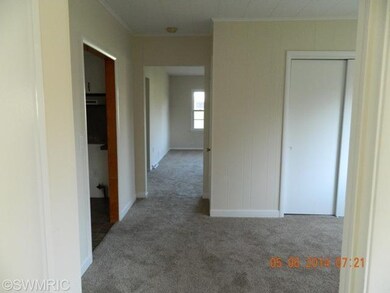 1028 Kusterer Dr NW, Grand Rapids, MI 49534 - photo 7