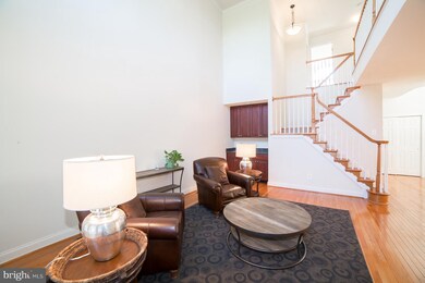 25613 Creek Run Terrace, Chantilly, VA 20152 - photo 5