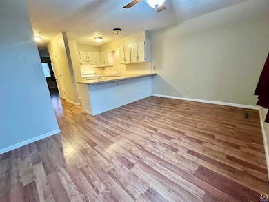 2004 Greenbriar Dr, Emporia, KS 66801 - photo 5