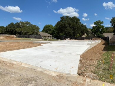 214 Winston Dr, Fredericksburg, TX 78624 - photo 3