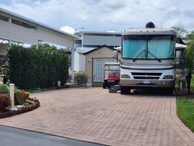 2534 St George Dr unit 2114, Davenport, FL 33837 - photo 2