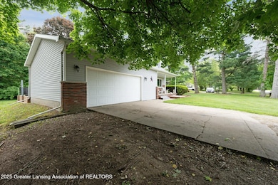 02-6368-Towar-Ave-East-Lansing-MI-48823-