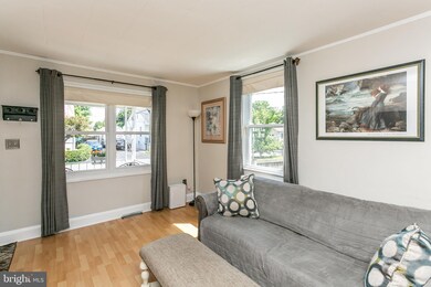 815 Glass Ave, Essex, MD 21221 - photo 6