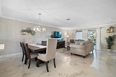 013-1409LakeviewDrE-RoyalPalmBeach-FL-sm