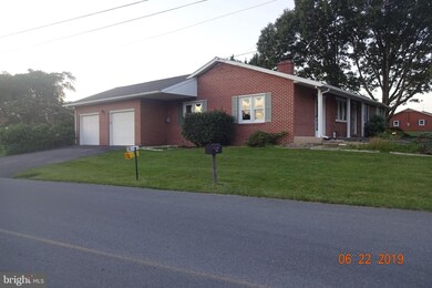 1359 Brechbill Rd, Chambersburg, PA 17202 - photo 2