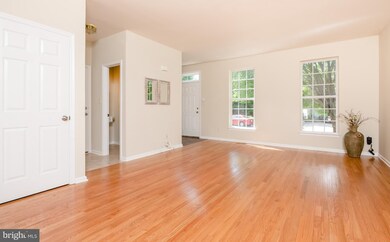 14029 Hawkeye Run Ct, Bristow, VA 20136 - photo 6