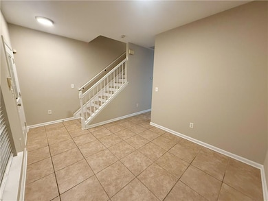 1527 Cove Creek Cir unit 902, Norcross, GA 30093 - photo 2