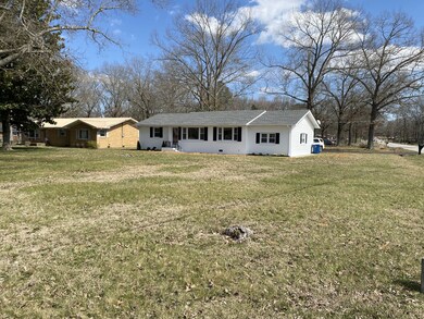 1807 Mcarthur St, Manchester, TN 37355 - photo 4