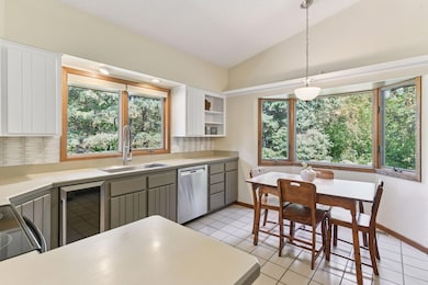 11409 Bren Rd, Hopkins, MN 55343 - photo 5