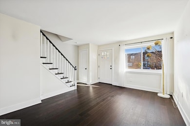 217 Overlook Rd, Philadelphia, PA 19128 - photo 4