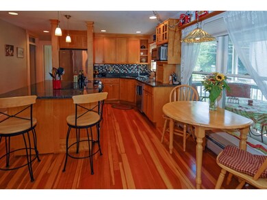 71 Warren St, Concord, NH 03301 - photo 4