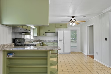 2128 3rd Ave, Crestview, FL 32539 - photo 7