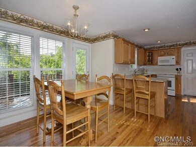 52 Sherry Ln, Leicester, NC 28748 - photo 4