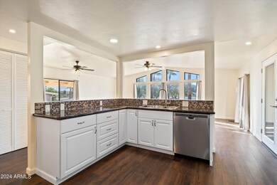 10-Kitchen
