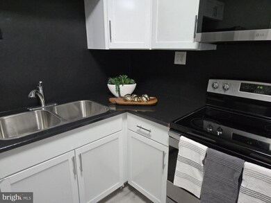 505 S 15th St, Reading, PA 19602 - photo 5