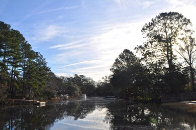 2082 S.Shore
