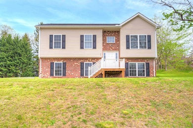 20 7th St NW, Pulaski, VA 24301 - photo 2