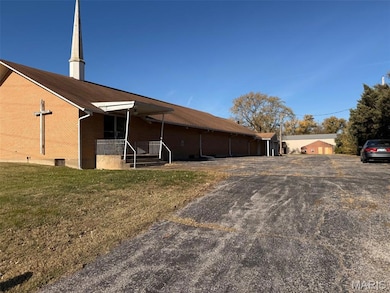 3390 Jerome Ln, Sauget, IL 62206 - photo 3