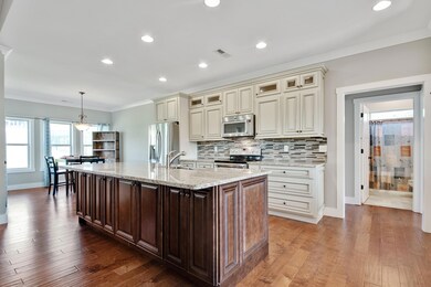 Open Kitchen