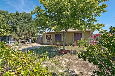 21702MarlinAve20150803_014